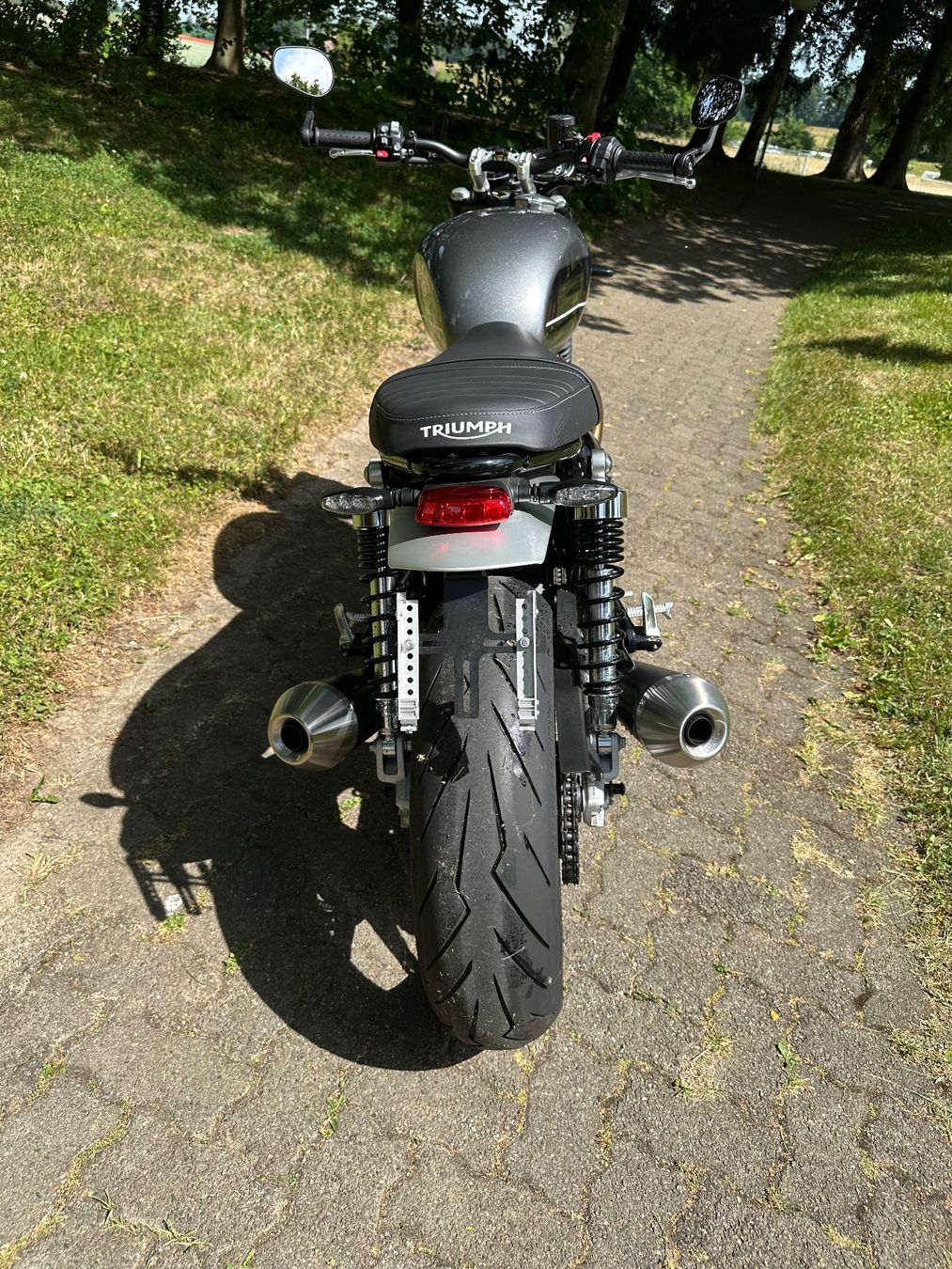Triumph Strada: Triumph Speed Twinn 1200 – Usato da Mönchaltorf venduto da Trider 6