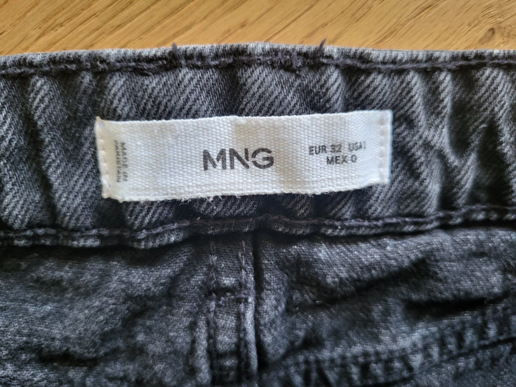 Hosen: MNG JeansShort Gr 32 schwarz – Neu (gemäss Beschreibung) aus Richterswil von Rem2011 2