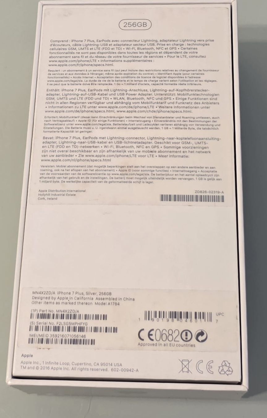Apple Handys / Smartphones: iPhone 7 Plus Silver 256GB with accessories  – Gebraucht aus Studen BE von tha_dhp8 7