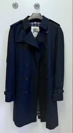 BURBERRY Kensington Gabardine Trench 46
