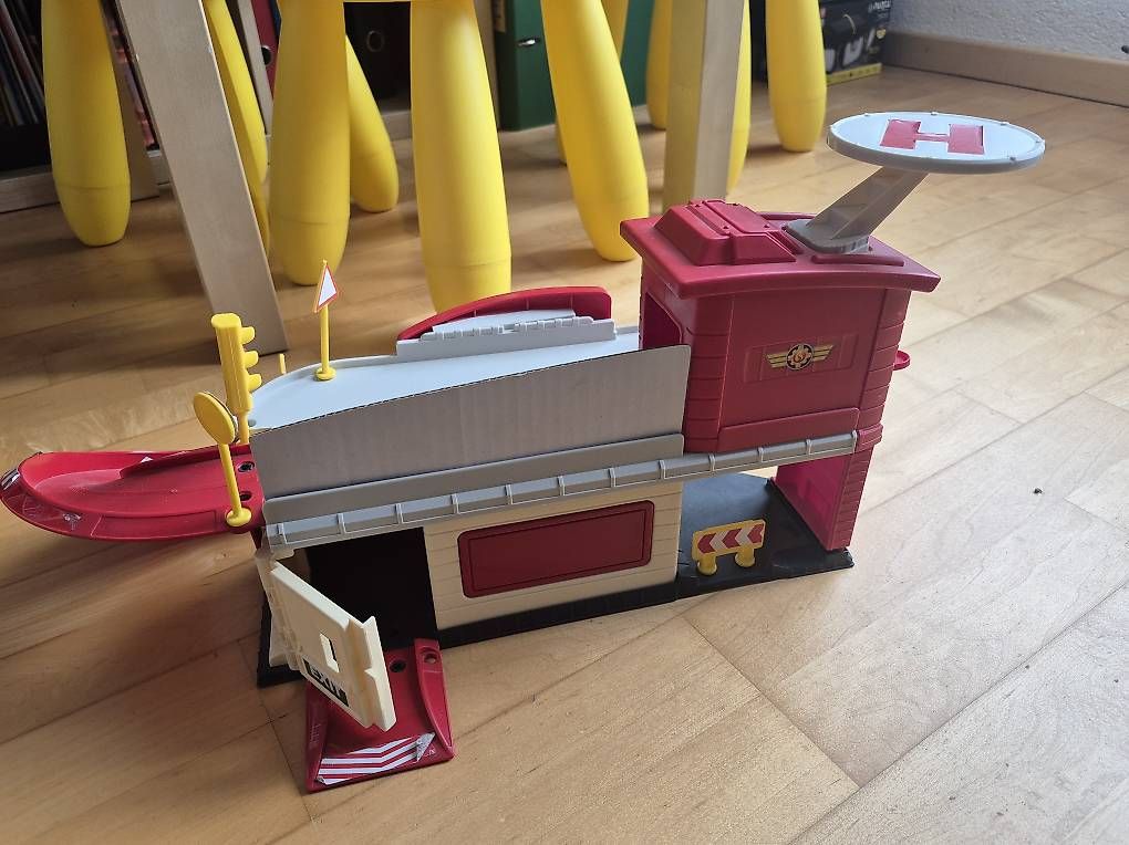 Giocattoli: Feuerwehrstation Sam – Usato da Hefenhofen venduto da awbeat 2