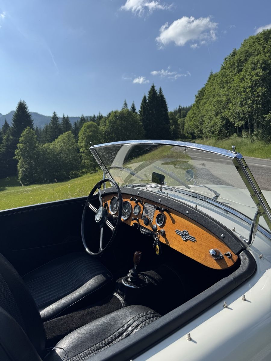 MG Automobili: MGA Veteranengeprüft – Usato da Vielbringen Worb venduto da Ae3 1