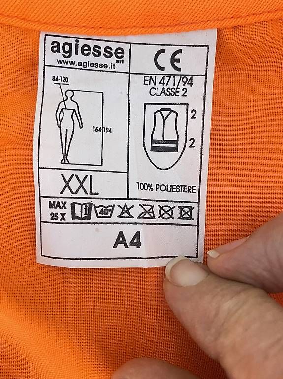 Gilets & Westen: Warnweste – Gebraucht aus Wetzikon ZH von masabelina63 1