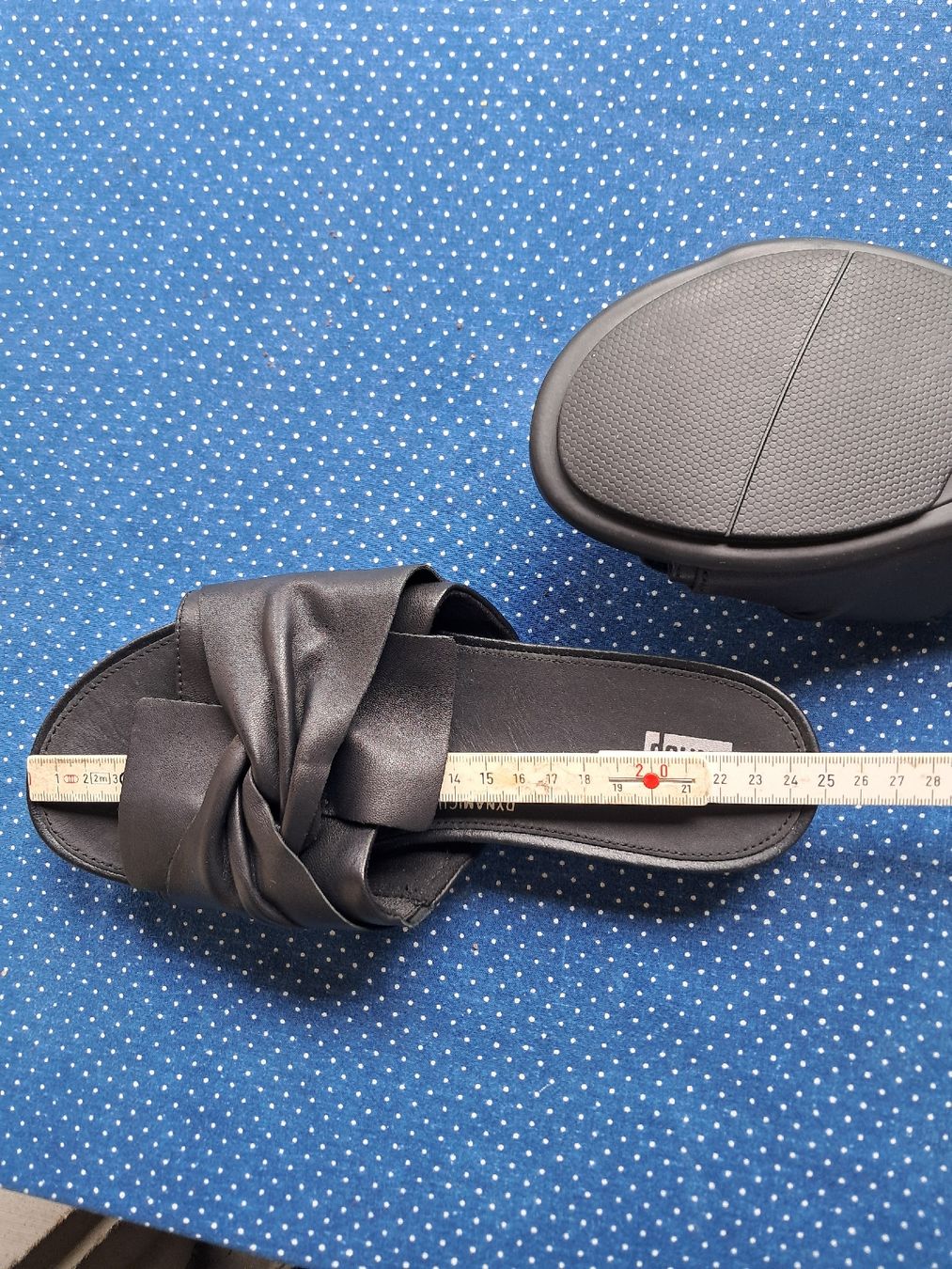 Fitflop Scarpe da donna: Pantolette fitflop Gr. 39 schwarz – Usato da Emmenbrücke venduto da Milonga2006 4