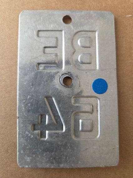 Sachs Insegne: Velonummer BE 64 plaque velo – Usato da Schenkon venduto da Uhu007 1