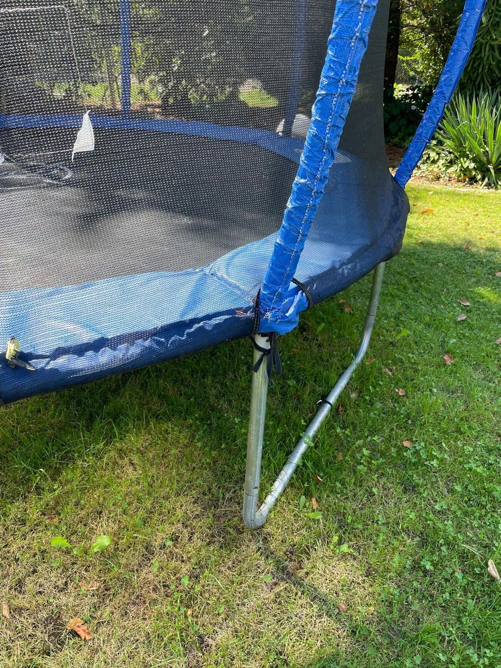 Trampoline: Trampolin 305cm – Defekt aus Wettswil von Sbaschti 3