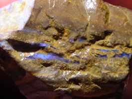 BOULDER ROH OPAL 28.24 gramms Rot feuer  CHF 1