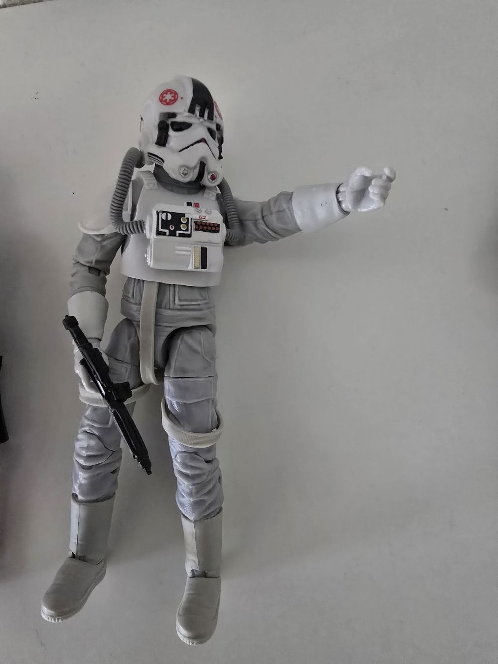 Star Wars Statuette: Star Wars At At Driver Black Series – Nuovo (secondo la descrizione) da Wollerau venduto da jos_c9z8