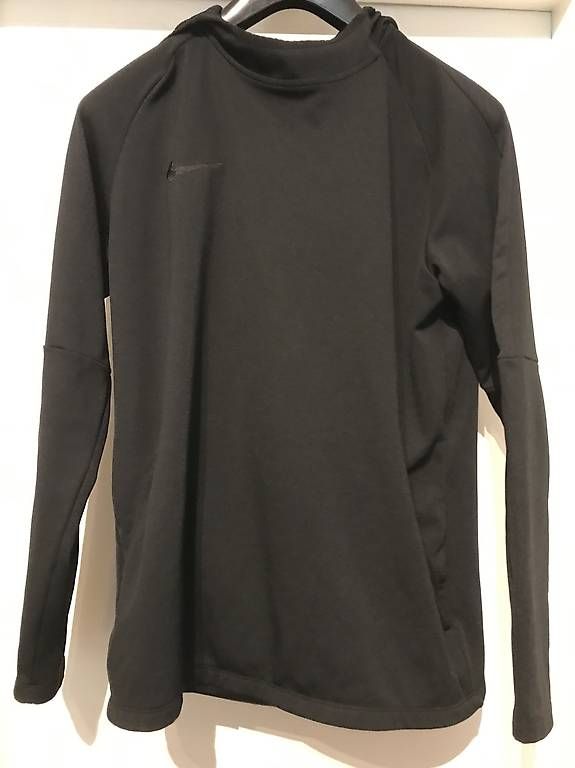 Nike Maglioni & Felpe: Pull NIKE noir dri-fit L – Usato da Muri b. Bern venduto da Saldayann