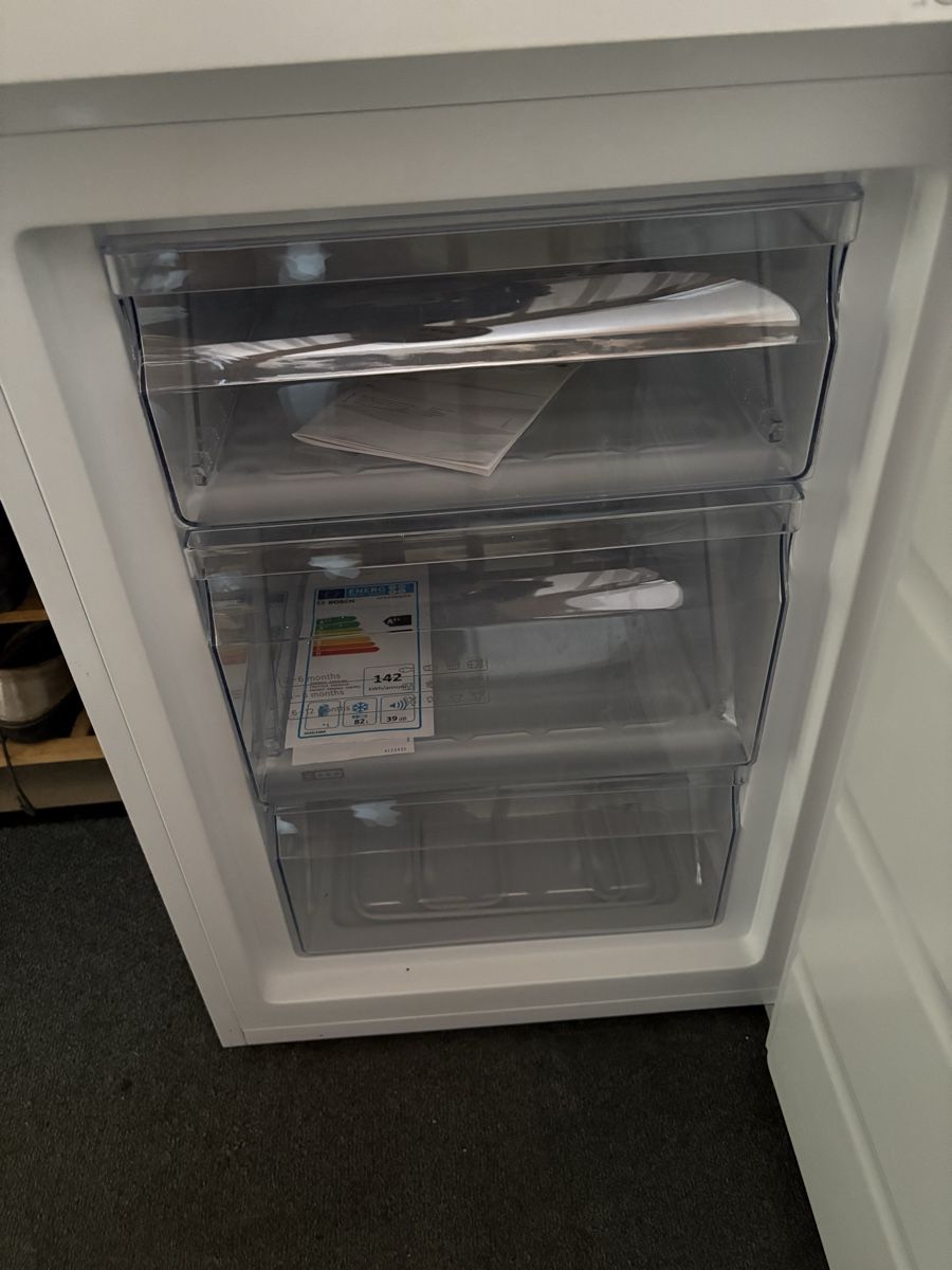 Congelatori: Gefrierschrank 83l – Nuovo (secondo la descrizione) da Schüpfen venduto da ani_gj8r 2