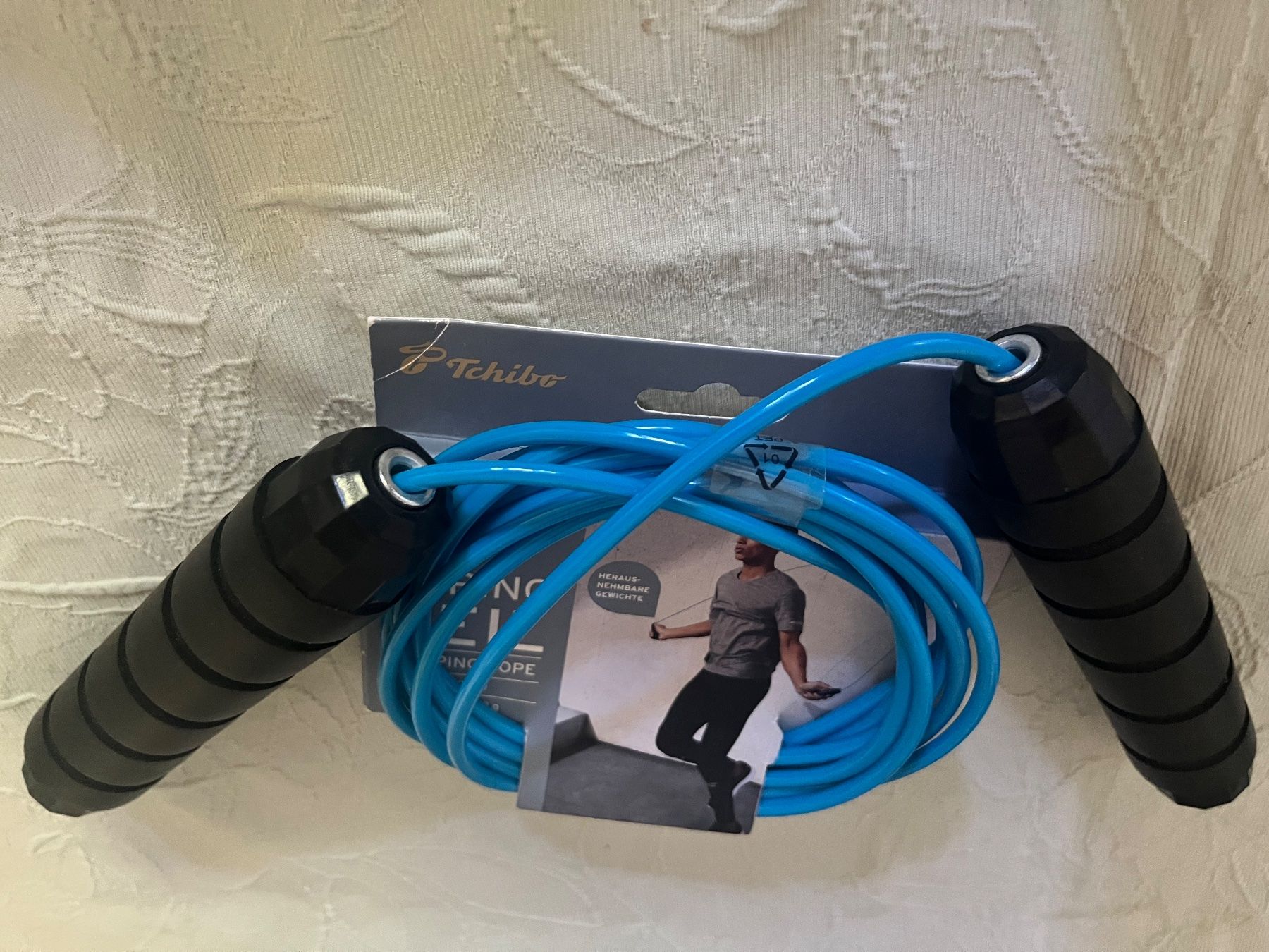Cordes à sauter: Springseil Tchibo neu und originalverpackt blau – Neuf avec emballage d'origine à Zürich par sop_5b8y