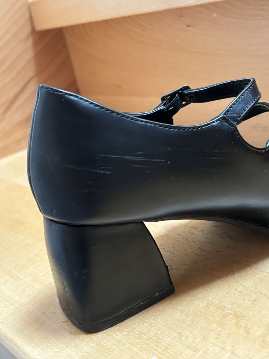 Scarpe da donna: Chaussures noires à talons taille 39 – Usato da Avry-devant-Pont venduto da Odilee 5