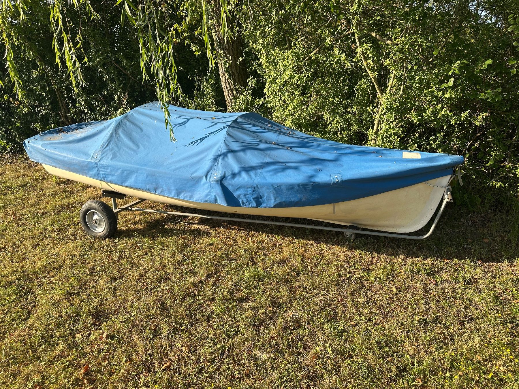Staempfli Boote: Bateau de pêche à rame – Gebraucht aus Bienne von jonastelle