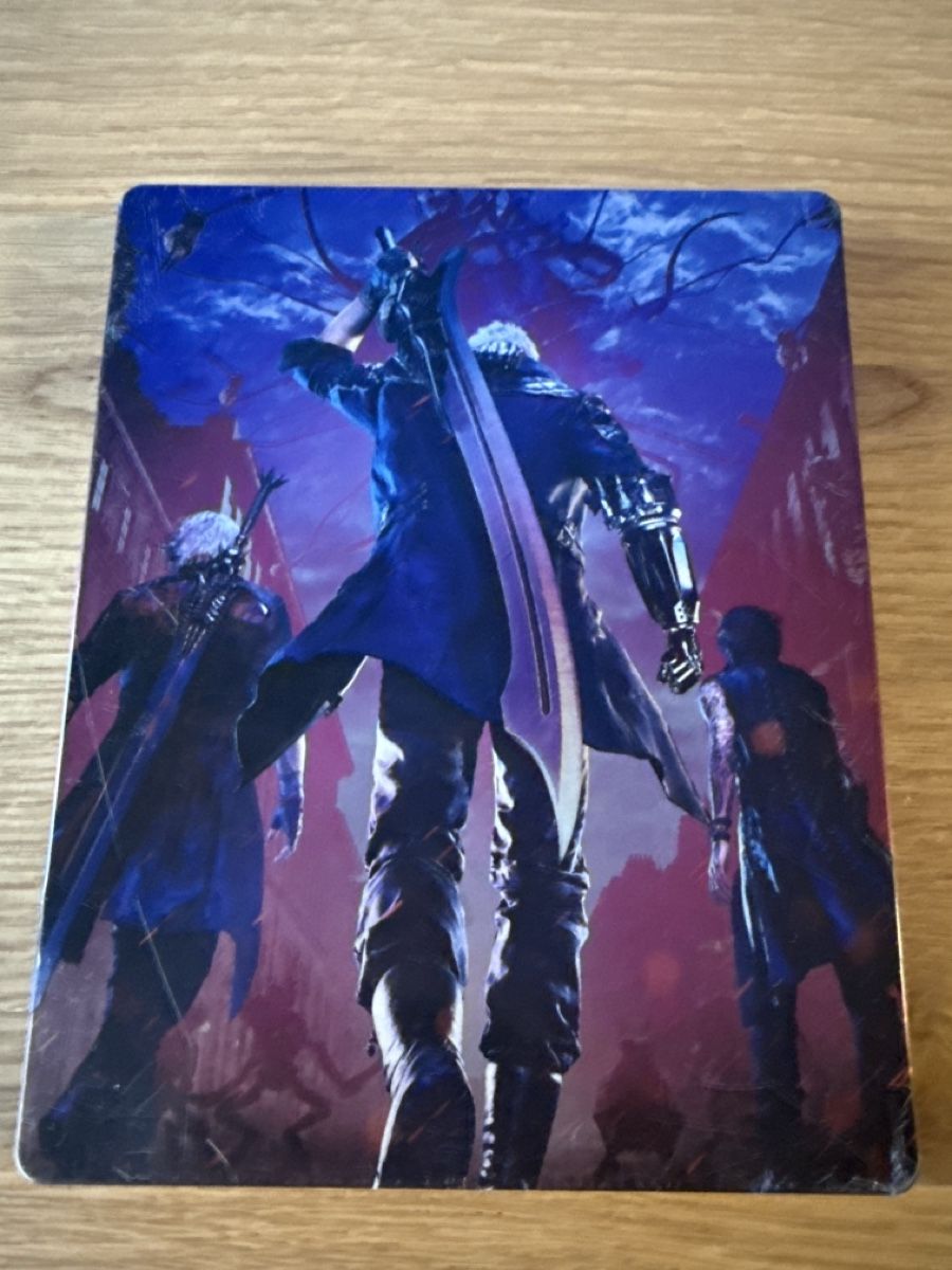 Sony Giochi: Devil May Cry 5 Steelbook Edition PS4 - – Usato da Weinfelden venduto da sco_2jx6 1