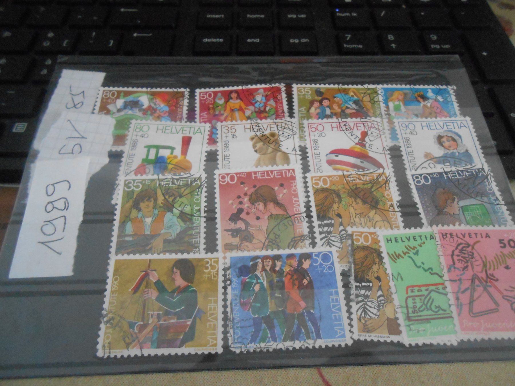 Alle Briefmarken: Briefmarken Helvetia Sammlung 1985-89 – Gebraucht aus Basel von Javer