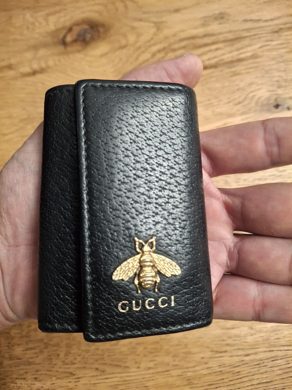 Gucci Portachiavi: Gucci Bee Key Holder Black Leather – Usato da Colombier NE venduto da nur_9kj9 4