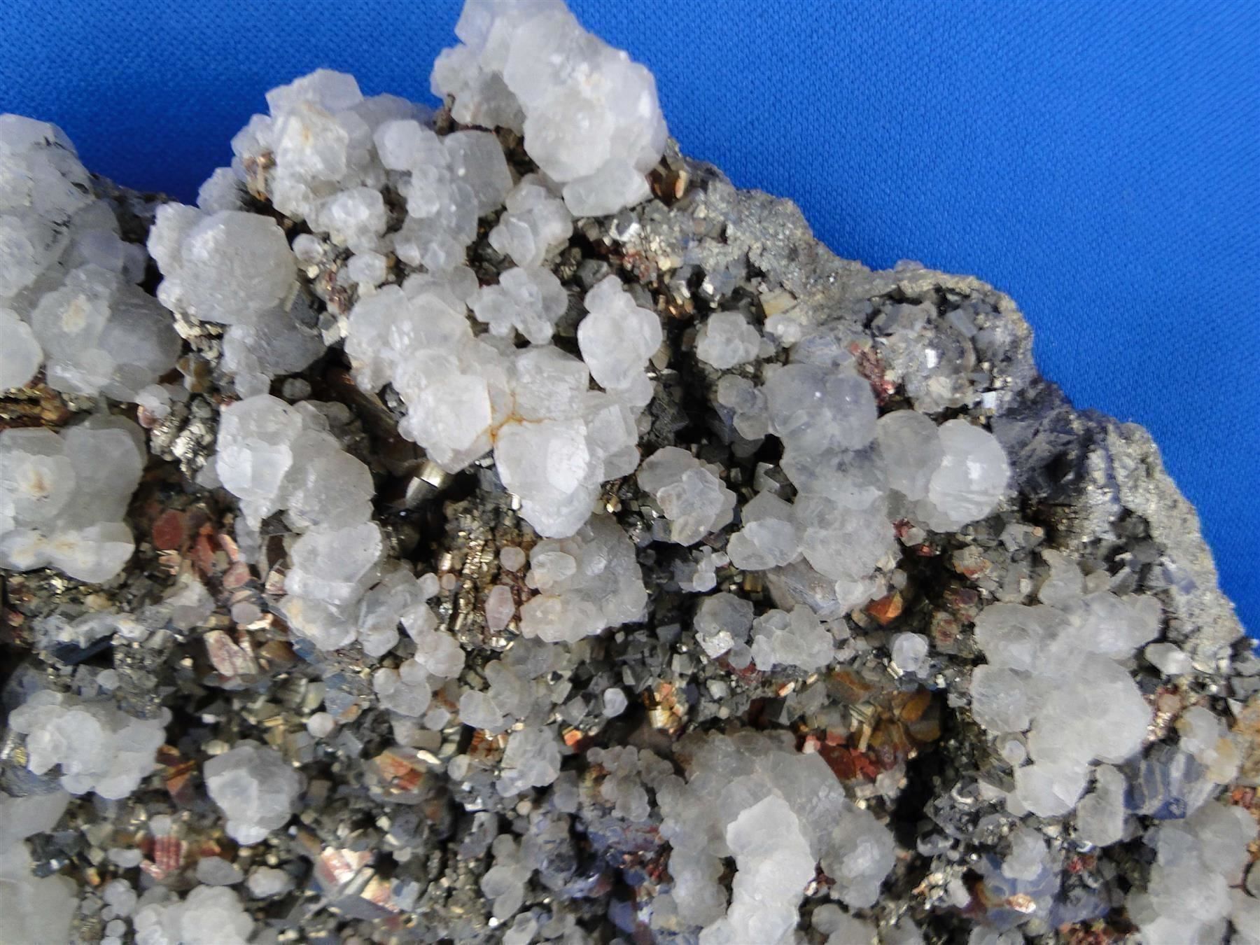 Mineralien & Heilsteine: Calcit (UV-Pink) auf Sphalerit – Gebraucht aus Schinznach Bad von Demerald 8