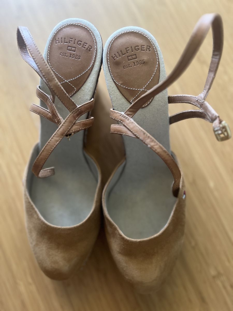 Tommy Hilfiger Scarpe da donna: Tommy Hilfiger compensées (41) neuves – Nuovo (secondo la descrizione) da Nyon venduto da ikel78 2