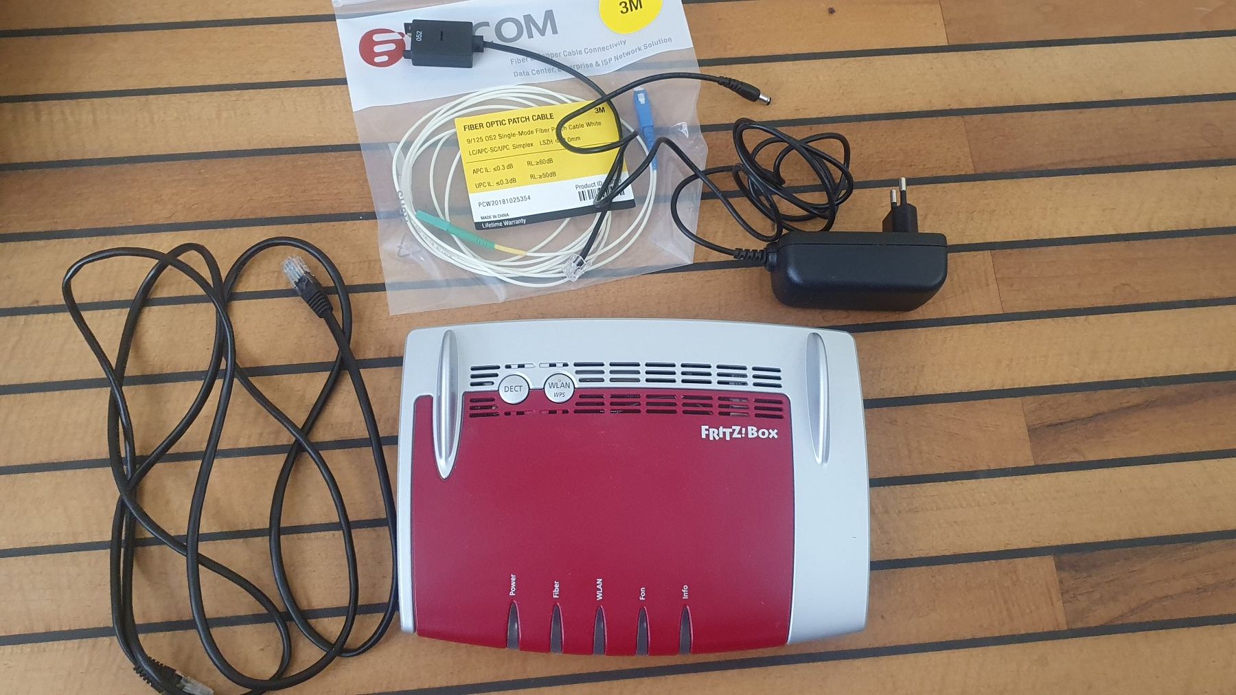 Fritz Modem & Router: FRITZ!Box 5490 - ideal für Glasfaser, CH Version – Usato da Biberist venduto da stang4eva 1