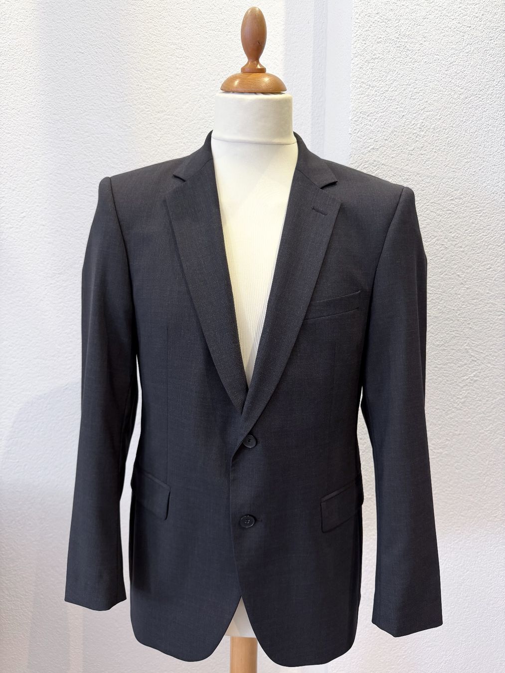 Strellson Vestes: Strellson Premium Sakko Gr. 46 Grau Super 120 Stretch – D'occasion à Dietikon par Angy94