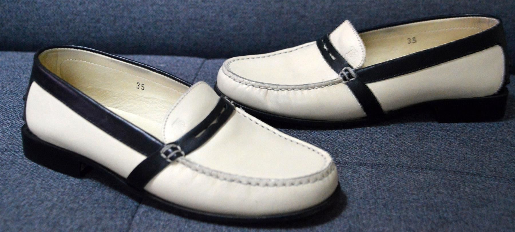 Tod'S Scarpe da donna: Tos's Mokassins / mocassins   .23 cm – Usato da Collonges venduto da Auganien 2
