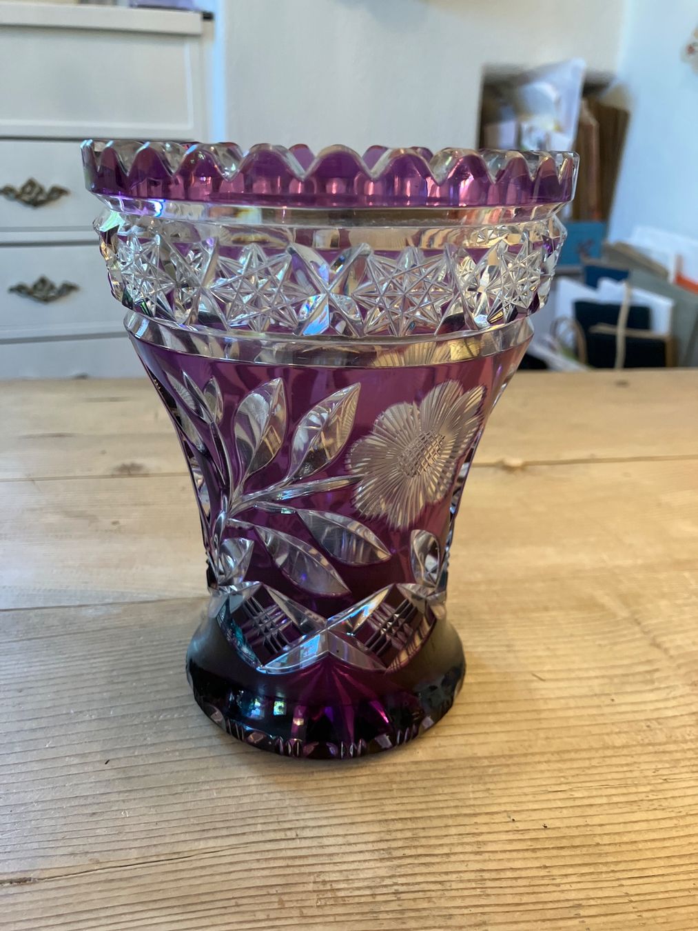 Vase & Récipients: Vase - Bleikristall - Lila - Böhmisches Glas – D'occasion à Winterthur par pompea
