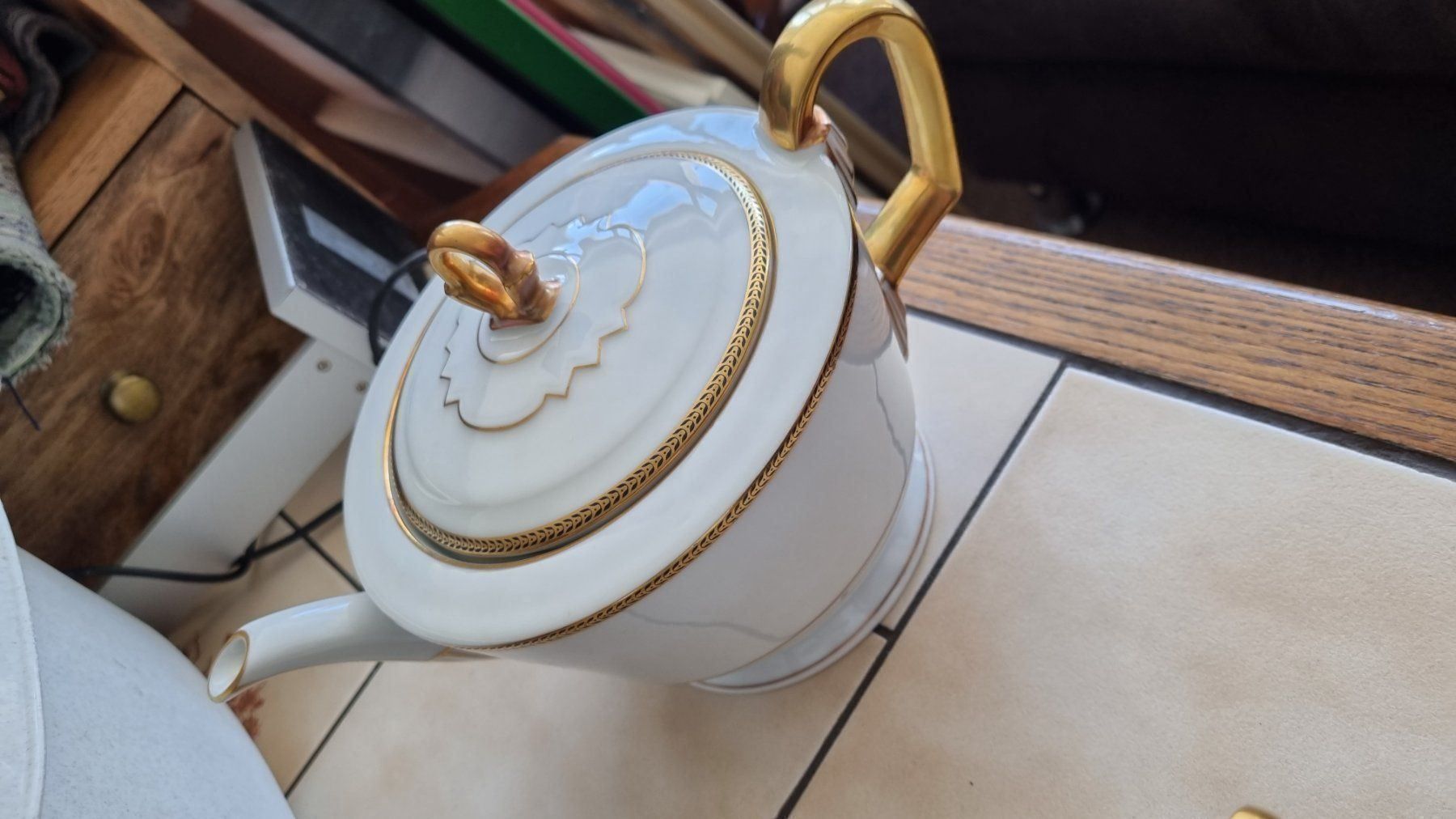 Set di piatti: Antikes-Kaffee Tafelservice Edelstein – Usato da Zürich venduto da Melossoap 3