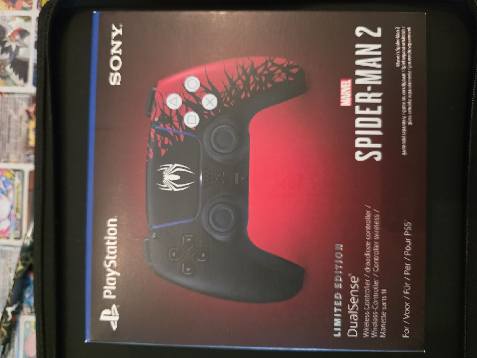 Sony Controller: Manette PS5 Dualsense Spider-Man 2 Édition Limitée – Nuovo e nell'imballaggio originale da Le Lignon venduto da NathiumTcg