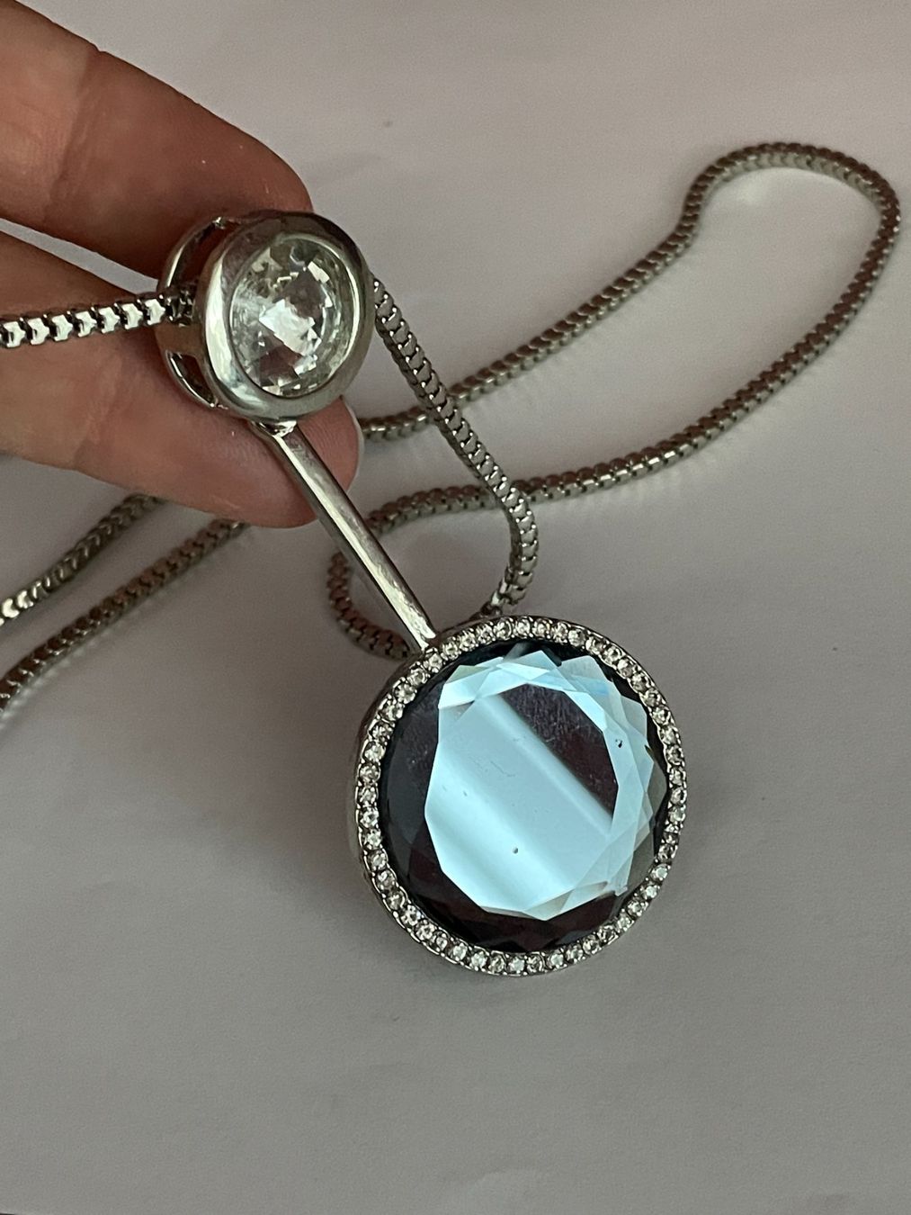 Colliers: Mode Collier mit grossem Anhänger – D'occasion à Muttenz par einfach-schoen 1