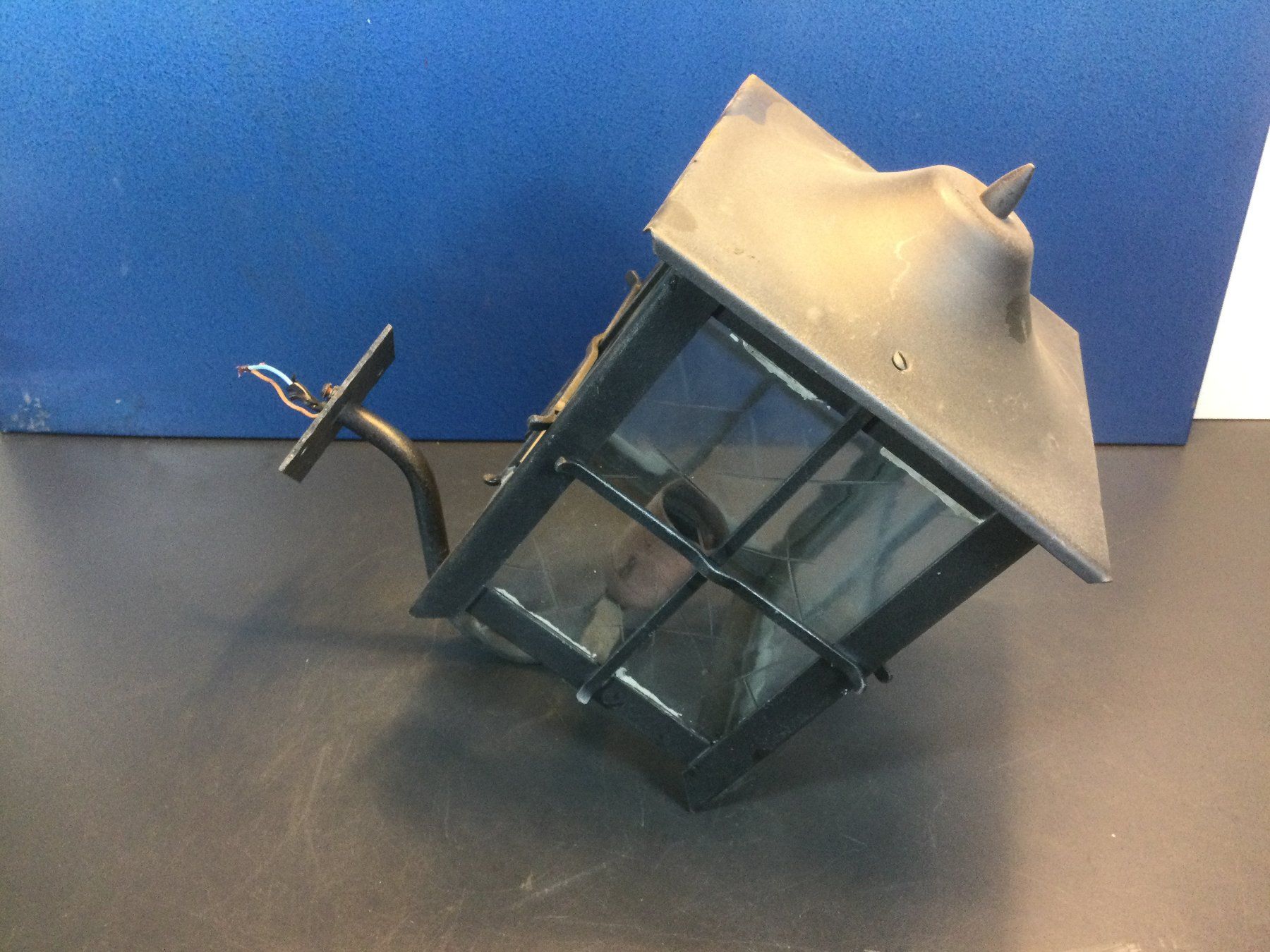 Attrezzi da lavoro: Gebrauchte rustikale geschmiedete Aussenlampe  Wandlampe – Usato da Wangen SZ venduto da kuriosum12 2