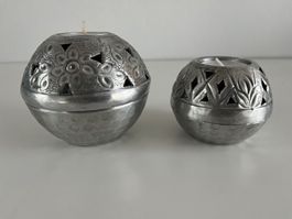 2 Teelichter aus Aluminium