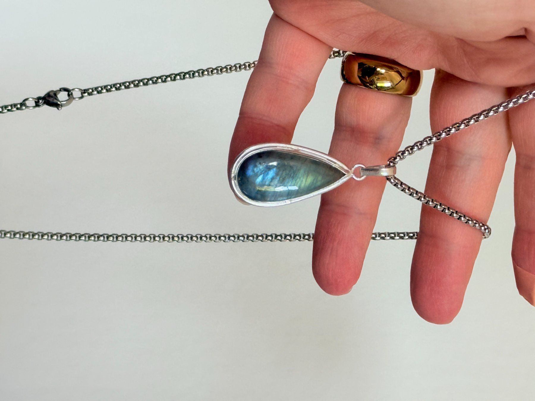Ketten: Pendentif Larme en Labradorite - Bijou Unique! – Neu und originalverpackt aus Genève von AWWA 5