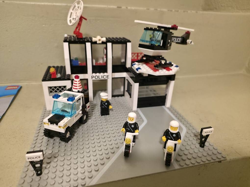 Lego Kit di costruzioni: Lego Polizei – Usato da Münchwilen TG venduto da ff- 1