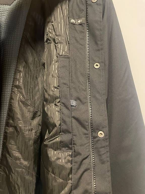 Jacken: Nike SB Coach Winterjacke Schwarz – Gebraucht aus Luzern von _Luccer 1
