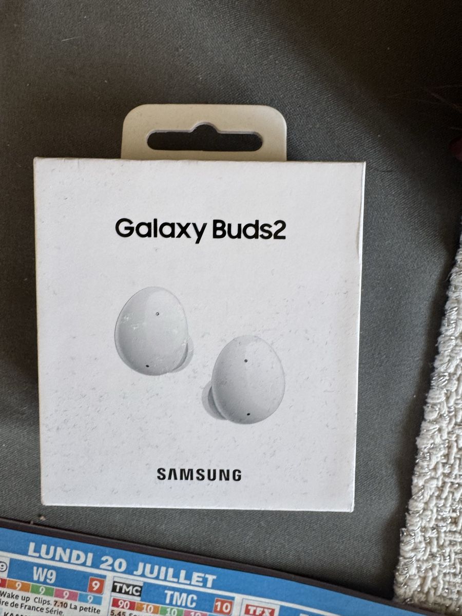 Samsung Cuffie: Samsung Galaxy Buds2 écouteurs blanc neuf – Nuovo e nell'imballaggio originale da Veyrier venduto da kimedovapa