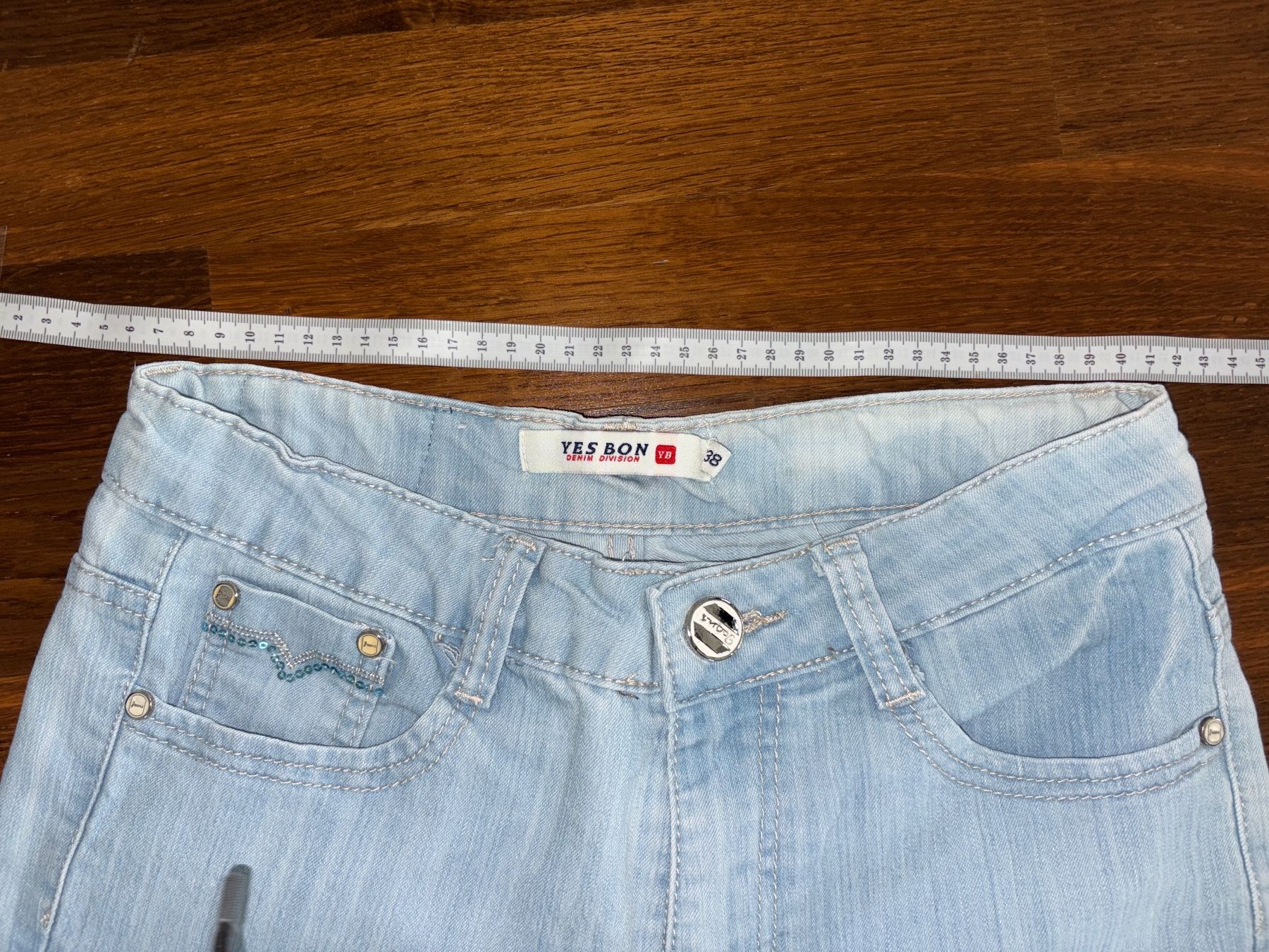 Jeans: Caprihose jeans – Gebraucht aus Dübendorf von an_nk8z 3
