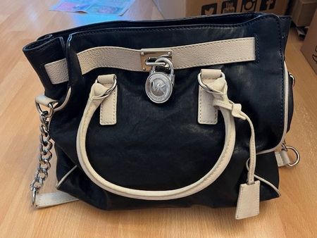 Michael Kors Handtasche wie neu