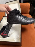 Gucci Schuhe Grösse 43 (Herren)