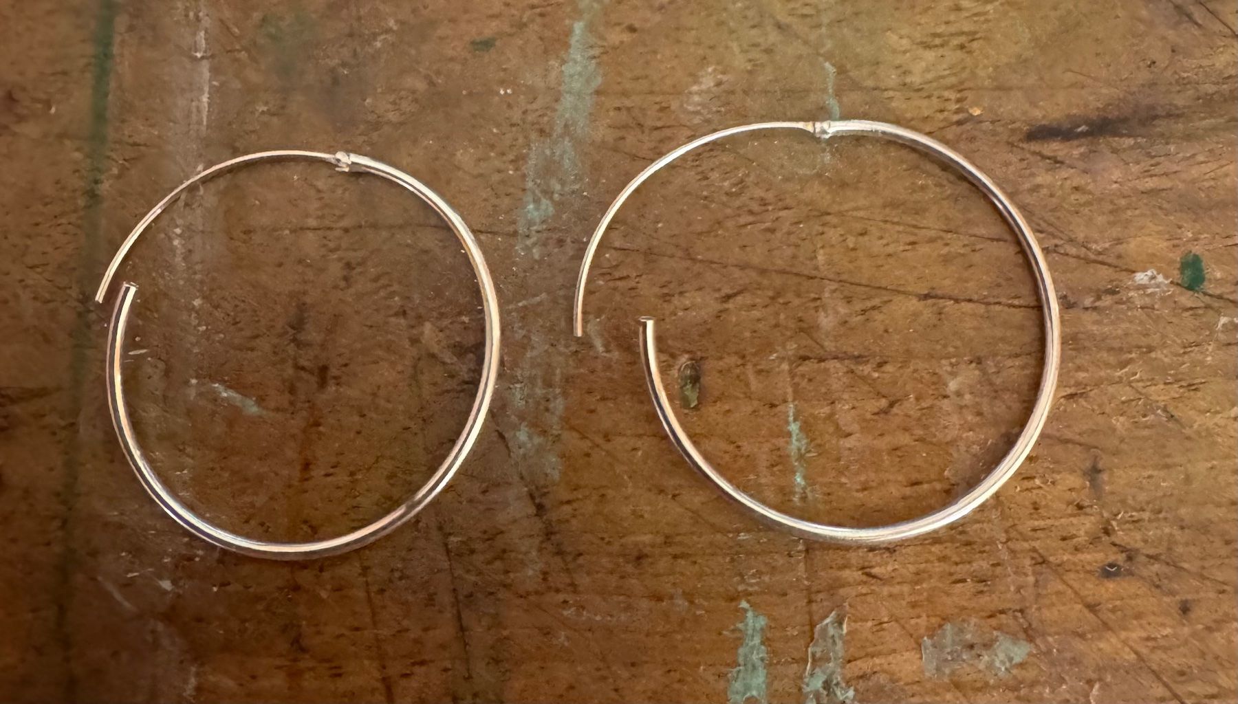 Orecchini pendenti & Orecchini a lobo: Ohrring Paar Hoop 925 Sterling Silver – Usato da Grabs venduto da Dekostuebli 1