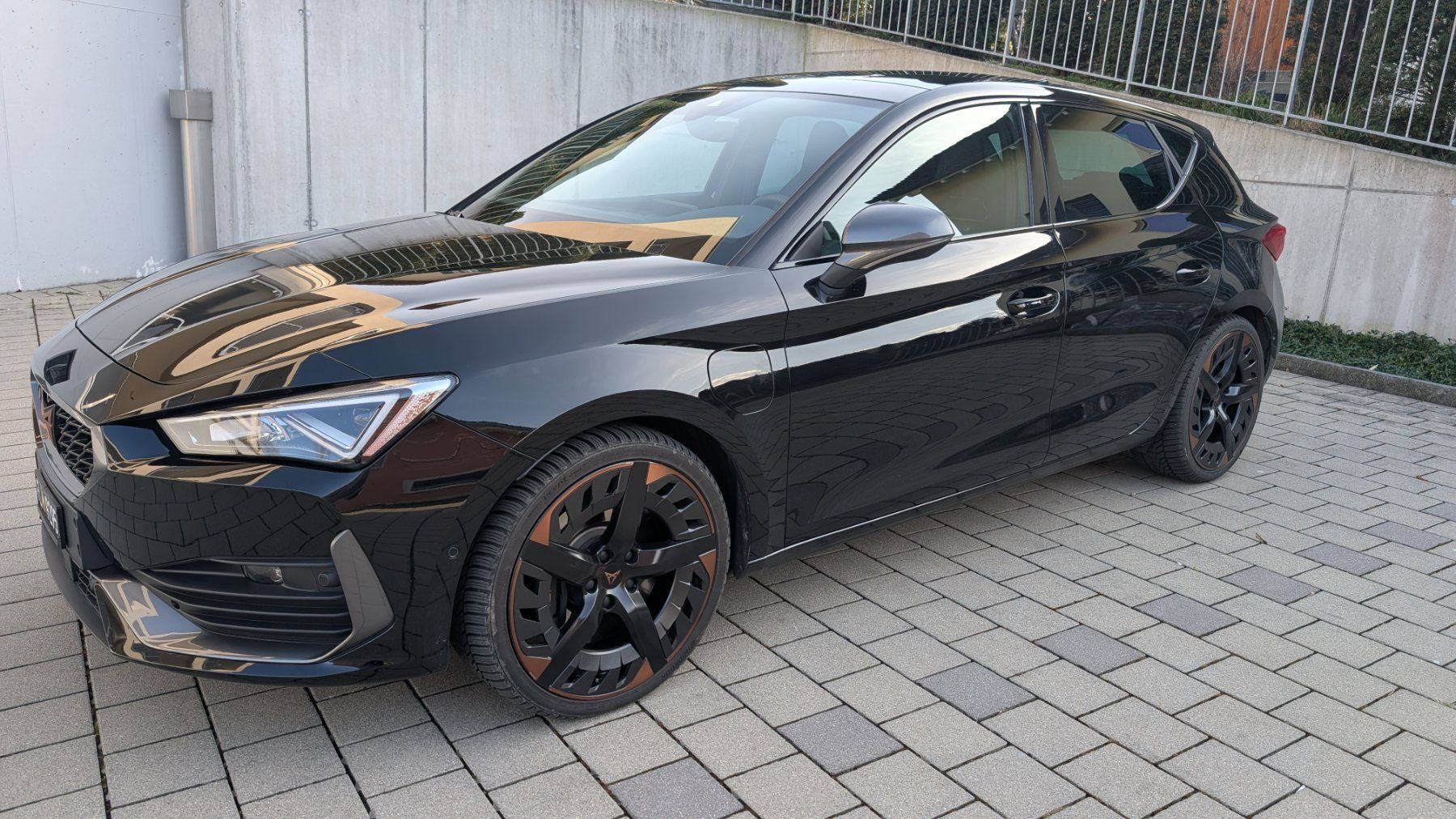Cupra Autos: Cupra Leon 1.4 eHybrid DSG – Gebraucht aus Schaan von Zabulus