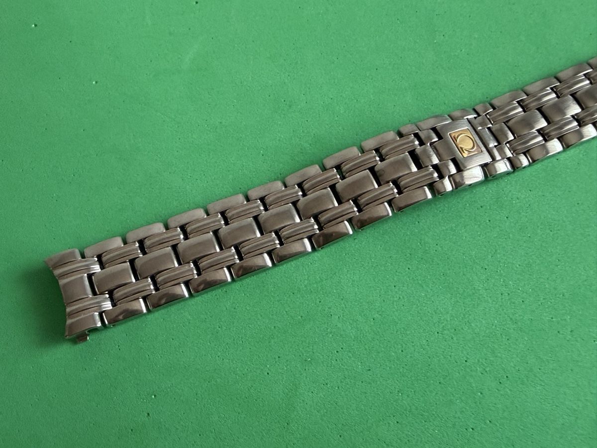 Bracciali & Braccialetti: OMEGA Bracelet 1501/823 – Usato da Bassecourt venduto da 59.00chf 2