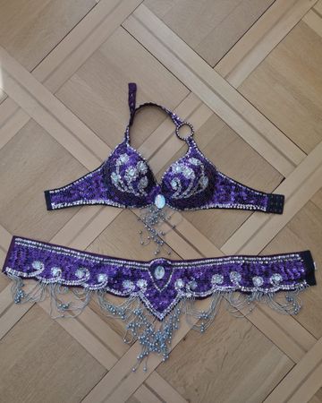 Violettes Bauchtanzkostüm (exkl. Jupe)