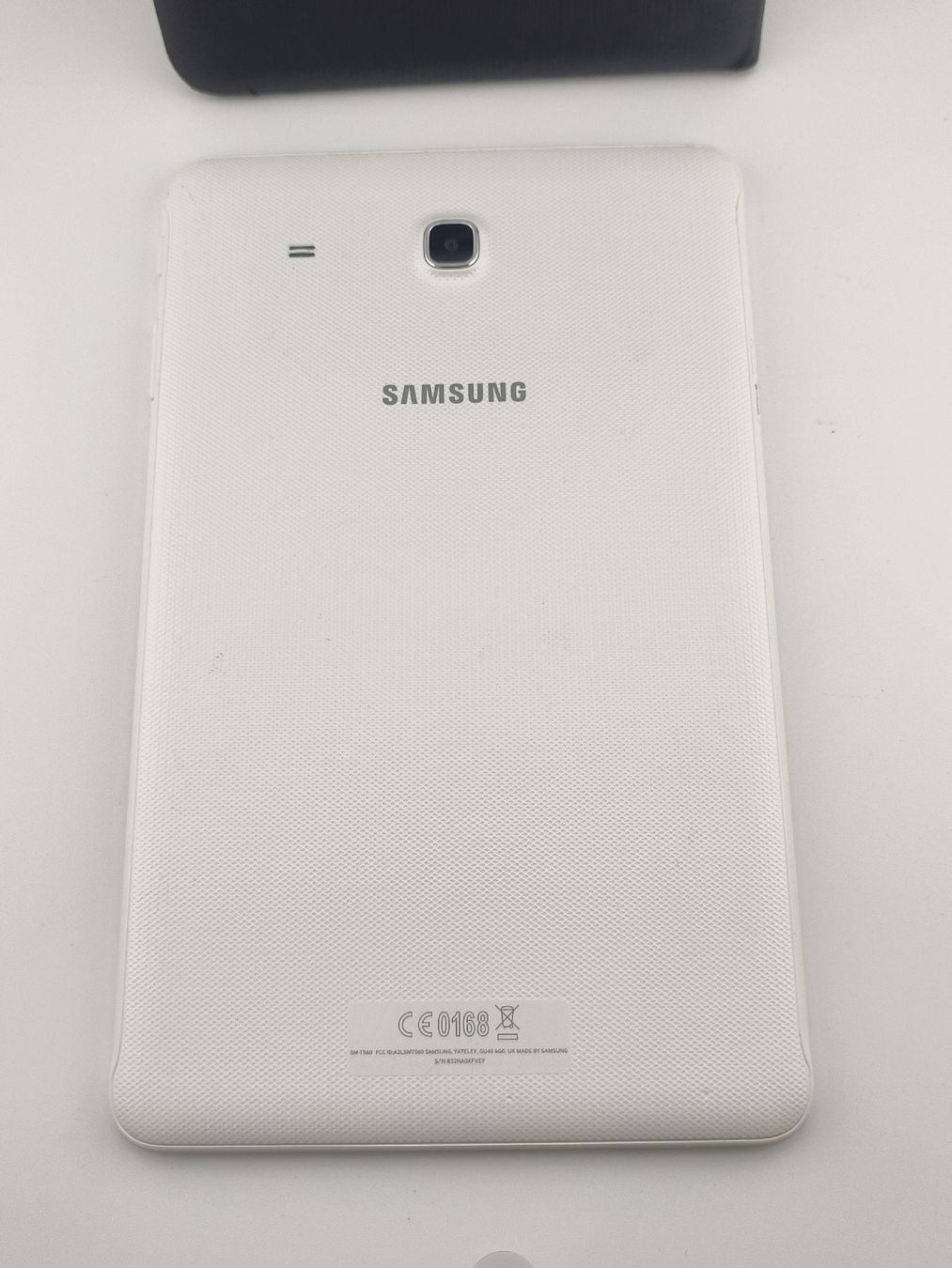 Samsung Tablet PC: Samsung Galaxy Tab E with Cover Android 7.1 – Usato da Uster venduto da TOPPRICEE 2