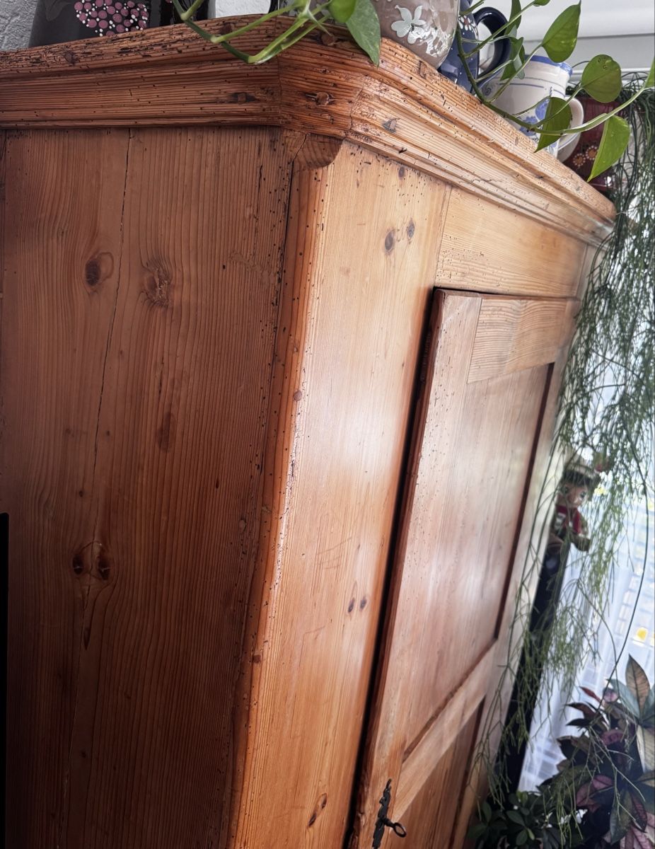 Schränke: Antiker Bauernschrank – Gebraucht aus Kehrsatz von Adrenalina1 2