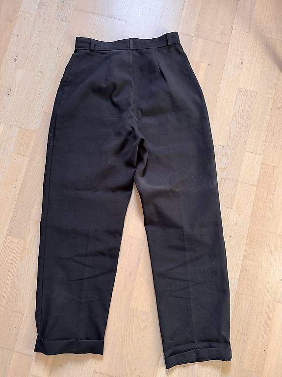 Pantaloni: Schwarze Anzugshose – Nuovo (secondo la descrizione) da Arlesheim venduto da dan_vv9f 1