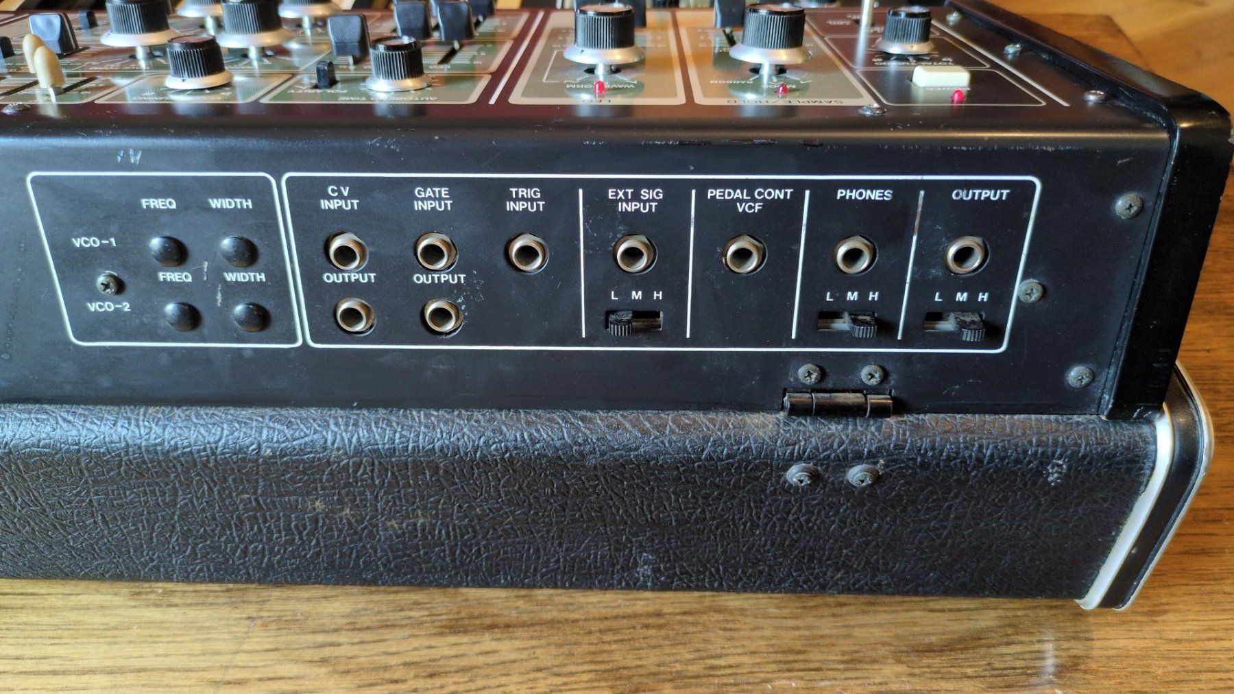 Roland Musikinstrumente: Roland SH-7 – Gebraucht aus Vevey von OddEcho 9