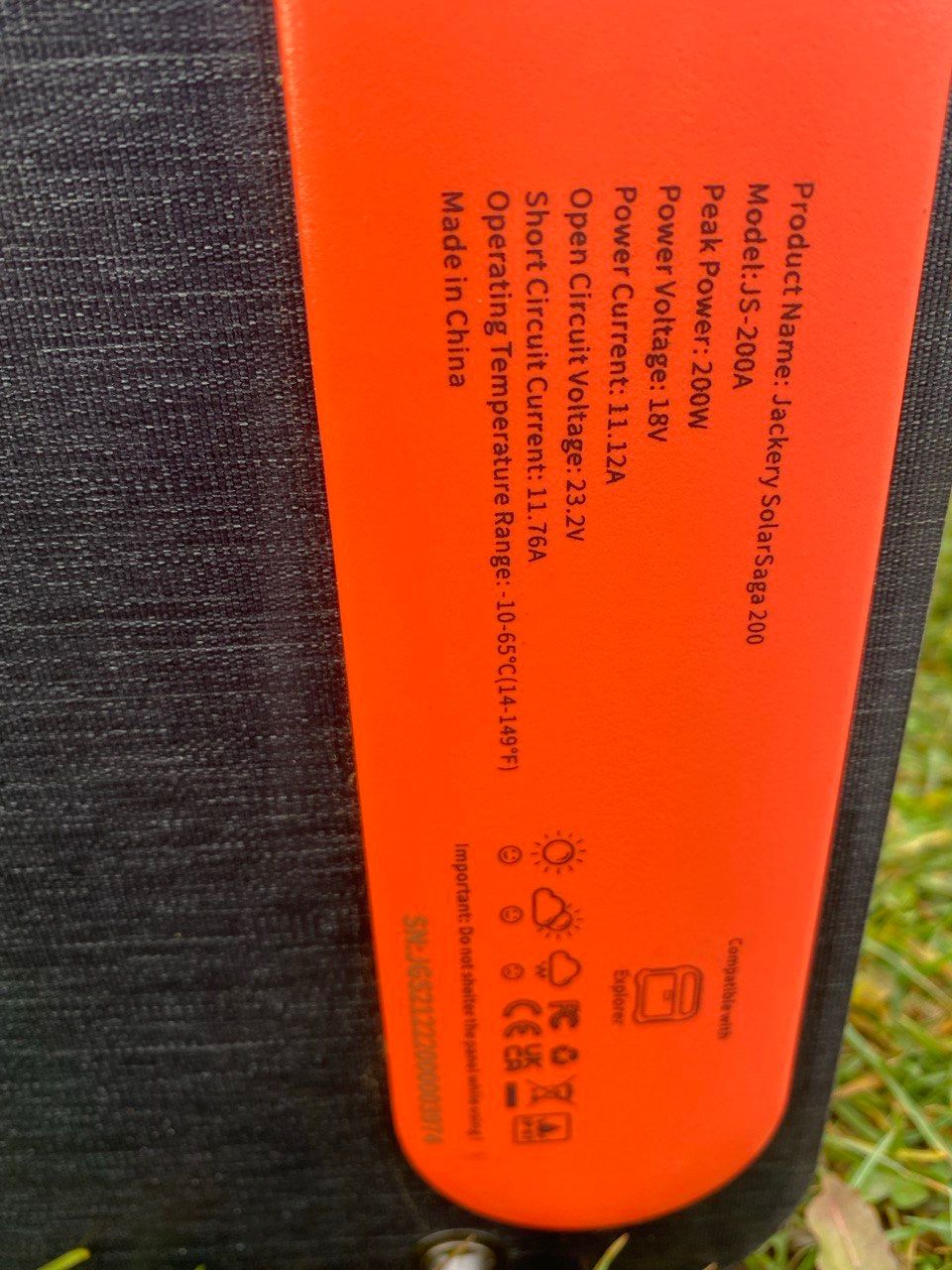 Jackery Dispositivi a energia solare: Jackery SolarSaga 200 Solar Panel – Usato da Bern venduto da gadgetfinder 6