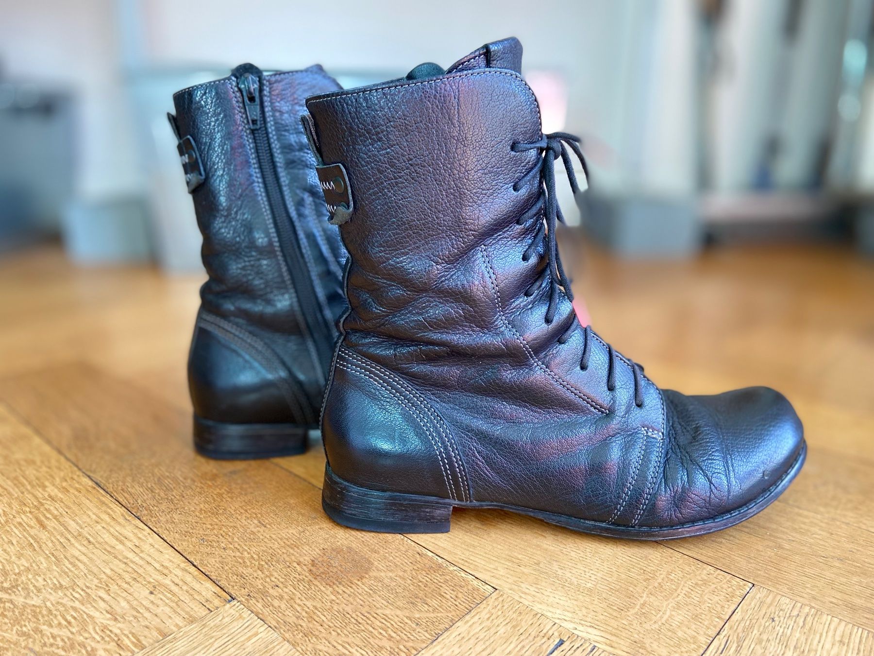 Think Damenschuhe: Bottes "Think!" en cuir avec fermeture éclair et lacets - 37 – Gebraucht aus Lausanne von maintenant 1