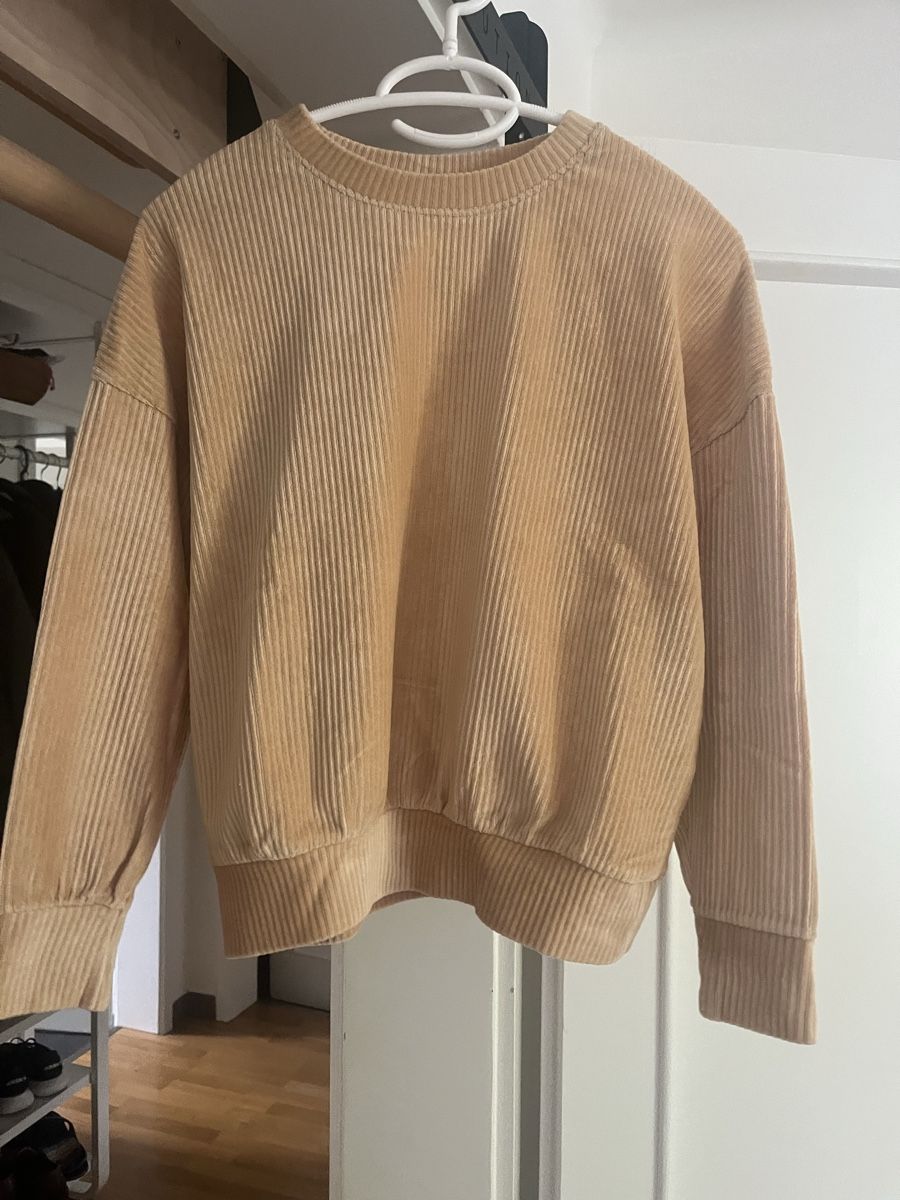 Pullover & Sweatshirts: SOFT CORDUROY SWEATSHIRT – Gebraucht aus Zürich von Gza