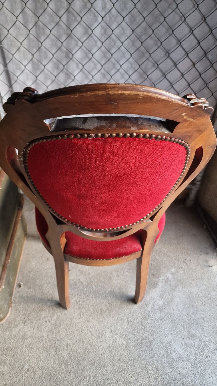 Sedie: Antiker Stuhl mit rotem Samtbezug, Shabby Chic Chic  – Usato da Herisau venduto da Antiques.AR 1